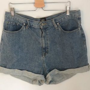Urban outfitters mom high rise shorts